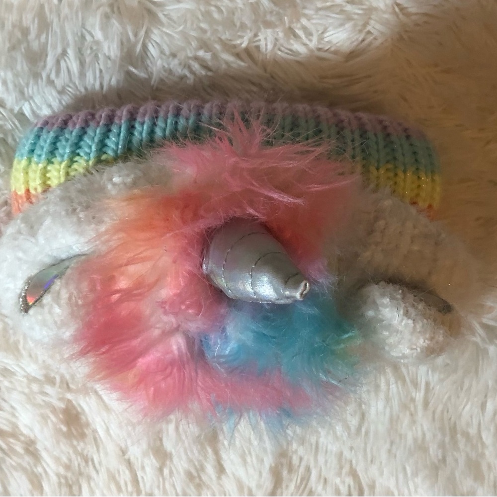 Unicorn Winter Girls Hat S/M (4-7) - Picture 3 of 6